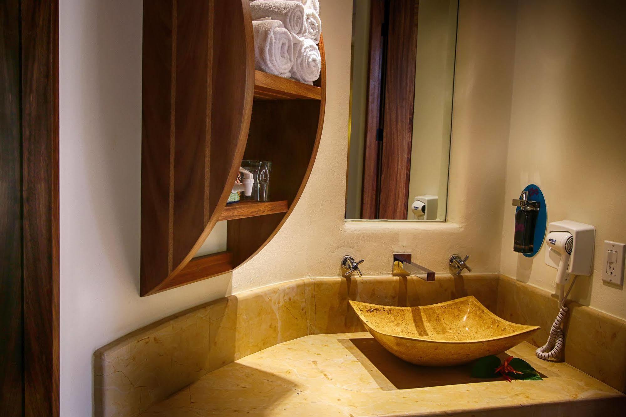 The Inn Manzanillo Bay Troncones Exterior photo